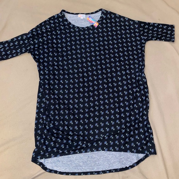 LuLaRoe Tops - Lularoe Irma shirt